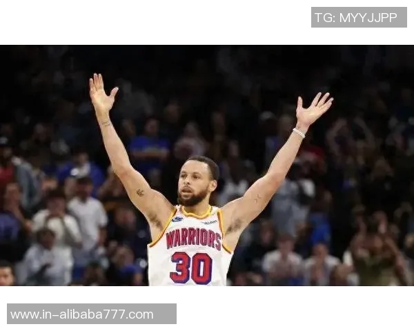 库里称赞巴特勒关键三分球是团队篮球的胜利体现 库里称赞巴特勒关键三分球是团队篮球的胜利体现