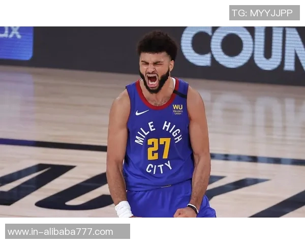 穆雷半场表现起伏首节独得8分次节仅得2次出手手感尚可但仍需提升